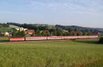 Der IC 501 gezogen am 12.06.2010 von einer 1144 hat Wartberg/Kr.
schon fast erreicht.
