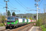 ELL 193 722 und 193 ? mit Containerzug bei der Durchfahrt in Salzburg Süd am 17.4.2020
