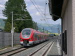 DB 633 001 + 632 531 auf der Giselabahn von Kitzbühel kommend in Richtung Wörgl kurz vor Brixen im Thale / Tirol; 12.06.2017
