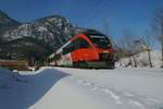 Am 6.2.2019 war 4024 011 der BB als REX 4410 von Linz auf dem Weg nach Stainach-Irdning. Kurz hinter dem Haltepunkt Ebensee Landungsplatz hat er gerade die Traunbrcke berquert.