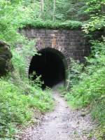 ehemalige Bregenzerwaldbahn, km 12,33 : Das ist die Einfahrt in den Rotachtunnel, erbaut 1901.