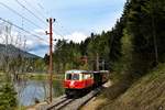 Zwischen Annaberg und Wienerbruck verläuft die Mariazellerbahn am Ufer des Lassingstausees entlang.