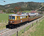 

Die Ex 1099.010 nunmehr Növog E10 - Ötscherbär ist seit wenigen Tagen Neulack unterwegs, anbei ein Bild der besagten Lok mit dem Zug R6892 in Mariazell. Aufnahme 08. Mai 2021