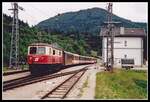 1099 013 verlässt am 13.09.2001 mit R6808 Laubenbachmühle.