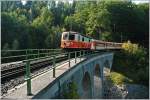 R 6813 am Heugrabenviadukt - Der R 6813 von St.Plten nach Mariazell wurde am 24.09.2010 von der 1099 016 bespannt.