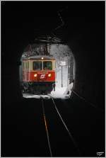Vor der Einfahrt in den 269 m langen Raingrabentunnel, konnte ich die E-Lok 1099 001 mit dem R 6805  Dirndltaler  von St Plten nach Mariazell ablichten.(@Admin ...