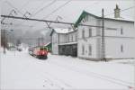 E-Lok 1099 004 beim kurzen Kreuzungshalt mit dem R 6804 im Bahnhof Laubenbachmhle. Zur Zeit wird ja in Laubenbachmhe fleiig gebaut.
31.01.2010