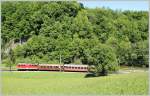 2095 015 ist mit R 6809 nchst Loich auf der Fahrt nach Mariazell. 19.5.12 