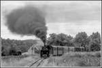 Was wäre der Flascherlzug ohne Dampflokomotive. 
Wohl kaum schuld an einer Globalen Klimachrise ist die Wolke die 764.411 R hinterlässt.   Egal ,..... Anderes Thema

Impossante Bilder mit solchen Wolken werden wohl bald der Vergangenheiten angehören. 
21.06.2020 
