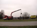 Die Freiwillige Feuerwehr Stainz half beim aufstellen des Restaurierten Signales nchst km 1. Wohlsdorf 21.11.2012