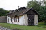 Ehemaliger Lokschuppen im Bahnhof Litschau, nunmehr Eigentum der Stadtgemeinde Litschau, am 24.September 2025.