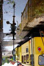 Kopfstand gefällig??? KlX616 wartet auf trockenes Wetter im Bahnhof Stainz .