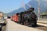 Dampflok 4 (Krauss & Co. ဓ Linz; Baujahr 1909) der Zillertaler Verkehrsbetriebe AG mit Zug 211 Jenbach-Mayrhofen auf Jenbach Zillertalbahn am 2-8-2013.