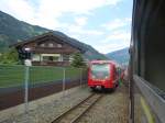 Am 13.08.2015 fährt hier eine Zillertalbahn in Richtung Jenbach.