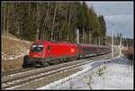 1016 012 mit Railjet bei Steinhaus am 7.01.2020.