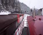 1X42er Tandem wartet am 24.2.2004 am Bahnhof Semmering auf die Weiterfahrt