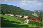 Railjet am Semmering - 1116.226 bespannte am 03. Juli 2010 den OIC 537 von Wien Meidling nach Villach Hbf. Das Foto entstand kurz vorm blauen Einschnitt bei Klamm-Schottwien.