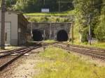 Der neue und der alte Semmeringtunnel schließen direkt an den Bahnhof Semmering an,August 2010