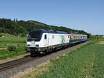 Im Zug einer Sonderfahrt der NBiK nach Bad Gleichenberg kamen die beiden Fahrzeuge ET 4042.01 sowie der Steuerwagen 6546.210 am 22. Mai 2022 ins steirische Vulkandland. 
Auf der Relation Feldbach>Graz Ostbahnhof wurde der Zug 14141 von der Steiermarkbahn 1223 004 gezogen und von mir in Gniebing im Raabtal fotografiert.
https://www.nostalgiebahn.at/home_de.html