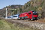 1216 229 mit Railjet bei Pernegg am 14.11.2017.