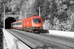 Habe mal was Neues ausprobiert, 1116 001 mit IC532  KELAG Energie Express  beim verlassen des Polleroswandtunnel und mit ColorKey nachbearbeitet, hoffe es gef�llt!!!  