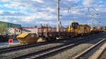 Mehrere Gleiskraftwagen von  Bahnbau Wels  (BBW) sind w�hrend der Elektrifizierung vom K�flacher-Ast h�ufig in Lieboch vorzufinden, auch an jenem Dienstag des 18.11.2025 waren Plasser&Teurer-Fahrzeuge dort stationiert: 