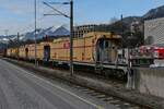 Abgestellt (|||) - ÖBB Tunnellöschzug mit vier Transport- und einem Wasserwagen am 11.02.2023 im Bahnhof von Bludenz
