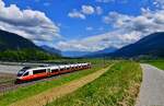 4024 077-1 als 15 Minuten verspäteter REX 3373 (Ötztal - Innsbruck Hbf) am 07.06.2026 bei Flaurling.