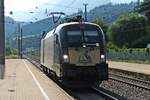 Durchfahrt am 02.07.2018 von MRCE/TXL ES 64 U2-023 (182 523-1)  Kaiser Franz Joseph von Österreich  als Lokzug vom Brenner durch den Bahnhof von Fritzens-Wattens in Richtung Wörgl.