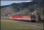 1144 256,255,287 und 011 als Lokzug bei Kindberg am 27.02.2020.