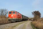 NLB 2143 070-7 am 21.Dezember 2014 mit dem SR 14293 zwischen Zwingendorf und Kadolz-Mailberg.