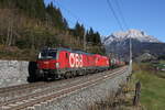 1293 187 und 1116 094 mit einem gemischten Güterzug am 4.