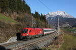 1116 260 war am 8. November 2025 mit dem  Transalpin  bei Pfaffenschwend auf dem Weg nach Zürich.