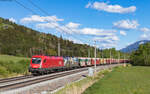 1116 184 und 1116 157  Gemeinsam sicher  mit dem 58669 (Leoben Donawitz - Selzthal) bei Dietmannsdorf 27.4.24  