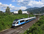 Der f�r die S-Bahn Steiermark werbende 4024 039 war am Samstag den 11. Juli 2026 als S8 von Bruck an der Mur nach Judenburg unterwegs, und wurde dabei von mir kurz vor der Einfahrt in den leobner Hauptbahnhof fotografiert. Im Hintergrund ist die 1630 Meter hohe Mugl zu erkennen  mit der 88 Meter hohen TV- und H�rfunksendeanlage.
