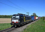 Die schwarze 193 667 traktionierte am Morgen des 26.