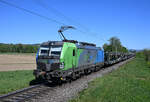Die Rail & Sea 1293 902  Verdana  brachte am Morgen des 25. April 2026 einen leeren Autozug nach Slowenien, das Foto enstand kurz nach der Ausfahrt aus dem Bahnhof Leibnitz in Wagna, im Hintergrund zu sehen die Wallfahrtskirche am Frauenberg.