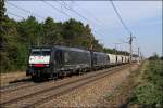 189 452 + 458 mit ECCORAIL SGAG 48182 (He-Tbv) am 22.03.14 kurz nach Wr.Neustadt.