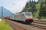 Am 1.Juli 2012 durchquerte 186 109 & eine LM 189er den Bahnhof Dorfgastein auf der Tauernbahn Richtung Schwarzach St.