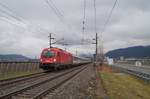 Mit einem DB-ÖBB-EuroCity wünsche ich allen hier Frohe Weihnachten! 1216 021 brachte den EC 89 am 22.12.2019 von München Hbf nach Italien.