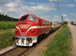 M 61.017 mit dem Sdz 16778 aus Budapest kurz vor Drnstein - Oberloiben am  22.6.13 zur Sonnwendfeier in Spitz a.d Donau 