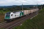 1216 960 mit einem Innofreight Ganzzug Richtung Westen, kurz nach Bheimkirchen. Die Aufnahme enstand am 16.09.2013.