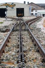 Weichenstrasse in der Bergstation Hochschneeberg am 04.08.2012, aufgenommen von einem der vielen bergnge in diesem Bereich.