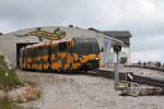 NSBB 11 verlsst am 14.07.2013 die Bergstation Hochschneeberg. 

