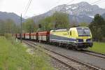 1193 980 mit Erzleerwagenzug fährt am 5.05.2015 in den Bahnhof Frauenberg ein.