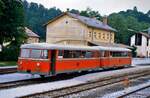Uerdinger Schienenbus der Baureihe 5010 (und Beiwagen) auf der Graz-Köflacher-Bahn (GKB), Bahnhof Wies-Eibiswald.