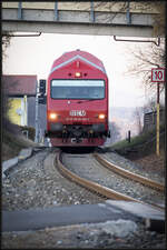 Valentinstag 2023 . ( 14.02.2023 ) BS 202 führt den abendlichen R8567 in den Bahnhof Lannach. 
