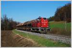 1500.3 der GKB mit einem Bahnschotterzug am 16.11.2008 kurz vor der Haltestelle Oisnitz-St.Josef. 