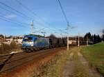 Die 1216 922 am 03.01.2012 mit einem Getreidezug unterwegs bei Ingling.