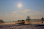 Da hat der Nebel seine Wasserwaage vergessen  ;-) 
Nein Scherz beiseite ! R8558 am Morgen des 7.Februar 2015 bei der ausfahrt aus dem Bahnhof St.Martin im Sulmtal Bergla.